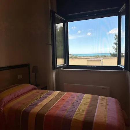 Casa Di Ospitalita Religiosa San Francesco D'assisi - Ba Otel Bari