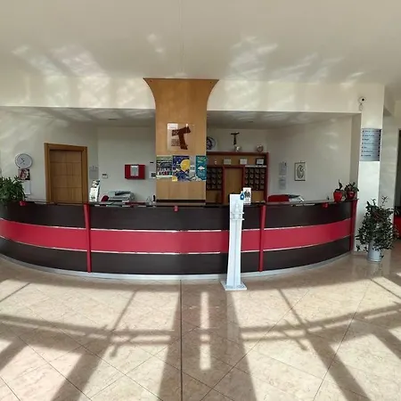 Otel Casa Di Ospitalita Religiosa San Francesco D'assisi - Ba *