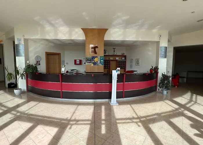 מלון Casa Di Ospitalita Religiosa San Francesco D'assisi - Ba *