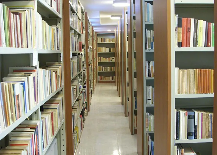 מלון Casa Di Ospitalita Religiosa San Francesco D'assisi - Ba